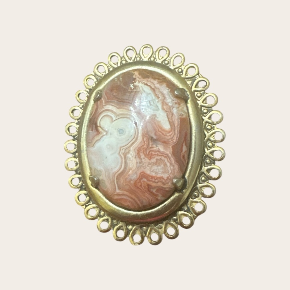 Gold Tone Agate Oval Brooch